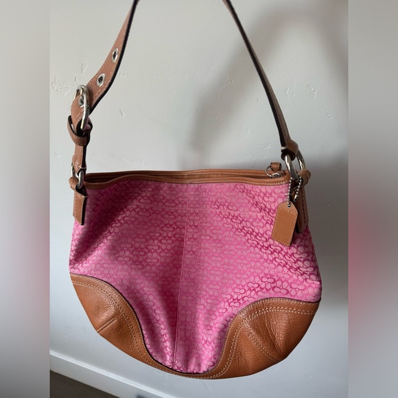 Coach Pink Signature Print Shoulder Bag - Picture 2 of 7